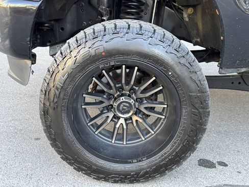 Used 2014 Ford F350 Platinum w/ Platinum Package AWD/4WD image 11