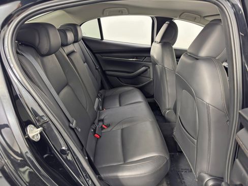 Used 2019 MAZDA MAZDA3 Sedan w/ Preferred Package image 35