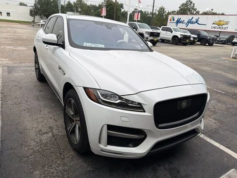 Used 2020 Jaguar F-PACE R-Sport AWD/4WD image 4