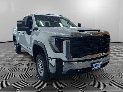 Used 2025 GMC Sierra 2500 Pro AWD/4WD image 7