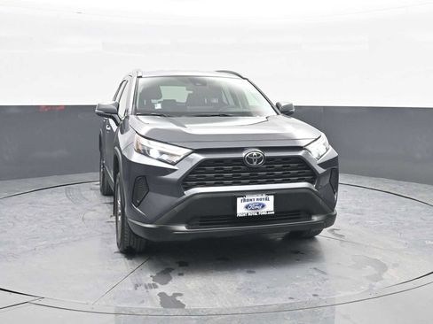 Used 2025 Toyota RAV4 XLE image 2