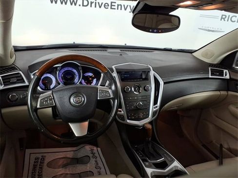 Used 2010 Cadillac SRX Luxury image 12