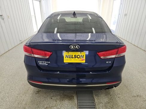 Used 2016 Kia Optima EX w/ Premium Package image 8