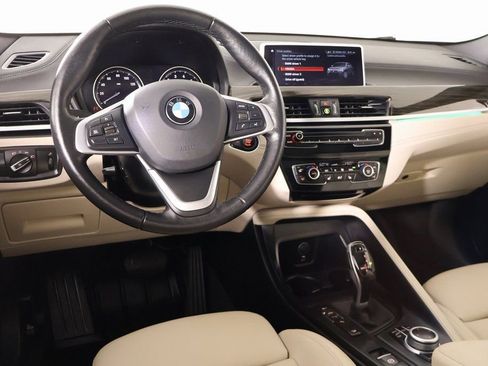 Used 2022 BMW X2 xDrive28i w/ Convenience Package image 2