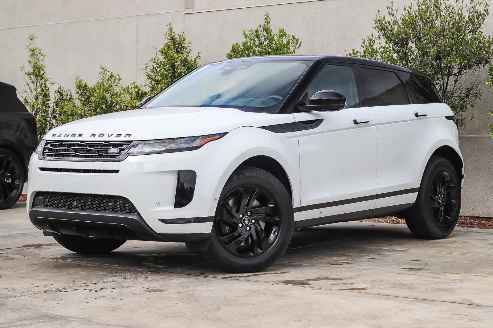 New 2026 Land Rover Range Rover Evoque S AWD/4WD image 1