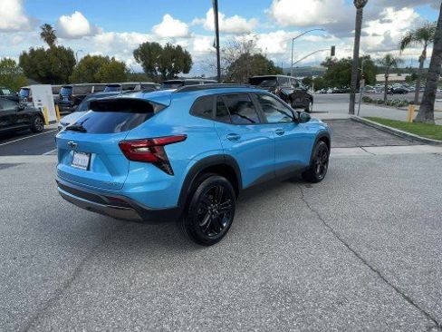 Used 2025 Chevrolet Trax ACTIV w/ Driver Confidence Package image 8