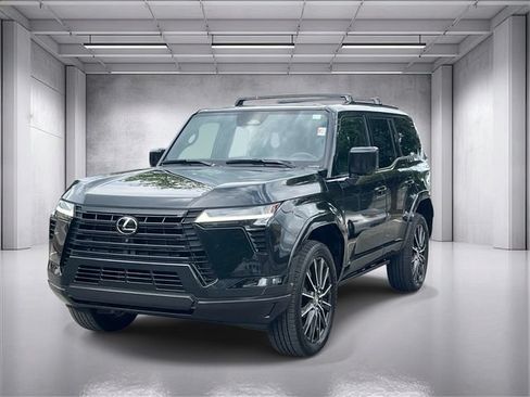 Used 2025 Lexus GX 550 w/ Cold Area Package AWD/4WD image 7
