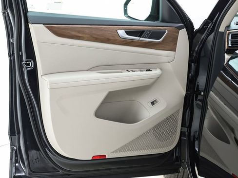 New 2026 Volkswagen Atlas SE FWD image 57