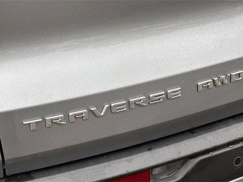 Used 2024 Chevrolet Traverse LT w/ LPO, Floor Liner Package image 52