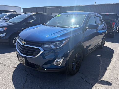 Used 2020 Chevrolet Equinox LT image 1