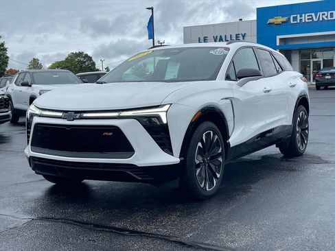 Certified 2024 Chevrolet Blazer EV RS image 5