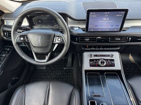Used 2023 Lincoln Aviator AWD w/ Elements Package image 19