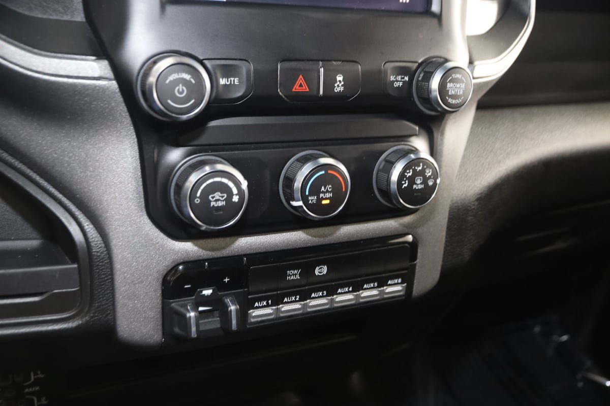 Used 2023 RAM 3500 Tradesman w/ Chrome Appearance Group AWD/4WD image 22
