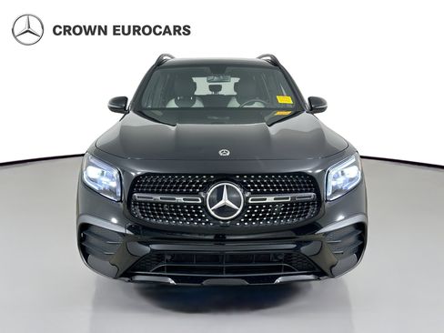 Used 2023 Mercedes-Benz GLB 250 4MATIC image 2