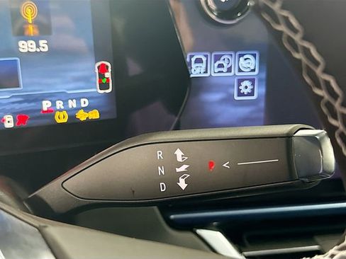 New 2026 Chevrolet Equinox EV LT image 18