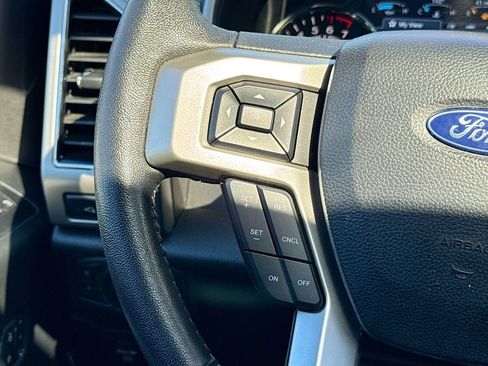 Used 2019 Ford F150 Lariat image 25