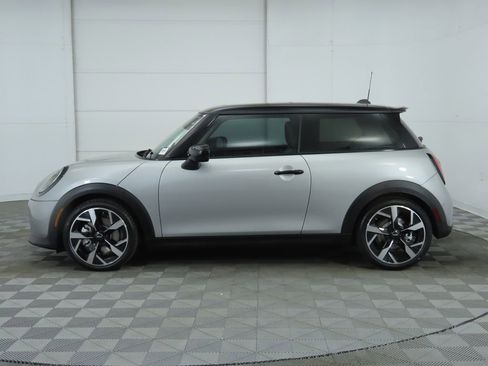 Used 2025 MINI Cooper S image 9