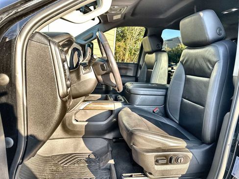 Used 2022 Chevrolet Silverado 2500 LT w/ Convenience Package image 15