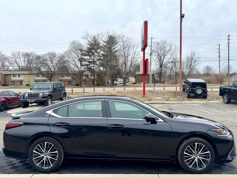 Used 2023 Lexus ES 350 w/ Premium Package image 6