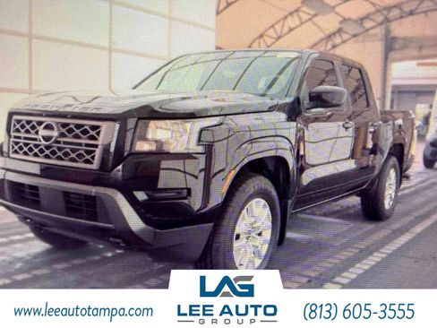 Used 2022 Nissan Frontier SV w/ Technology Package AWD/4WD image 1