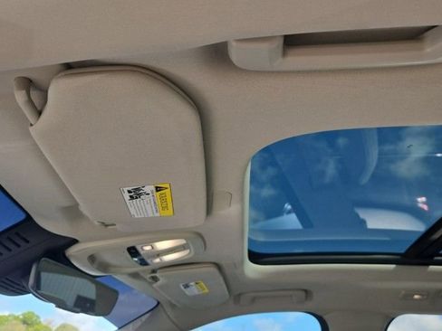 Used 2024 Volvo XC90 B6 Plus image 9