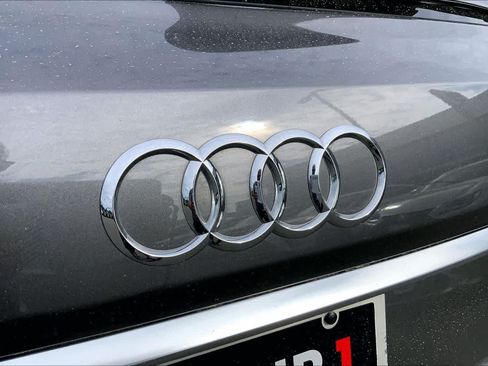 Used 2020 Audi Q7 3.0T Premium Plus AWD/4WD image 10