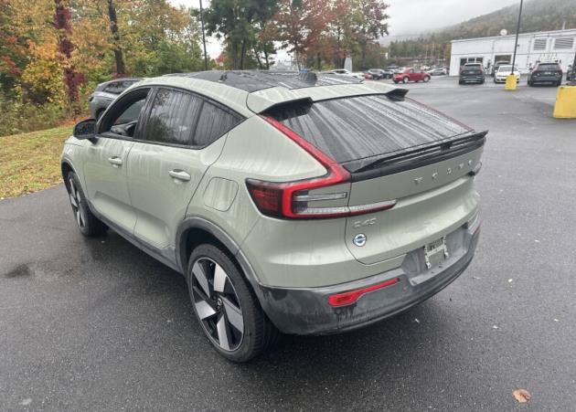 Used 2023 Volvo C40 P8 Recharge Ultimate w/ Protection Package Premier AWD/4WD image 4
