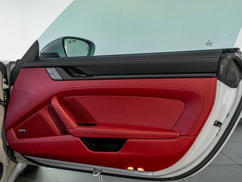 Certified 2024 Porsche 911 Targa 4 GTS image 30