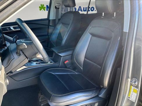 Used 2024 Ford Explorer XLT w/ Equipment Group 202A image 22