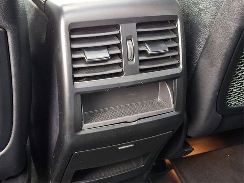 Used 2018 Mercedes-Benz GLE 550e 4MATIC image 11