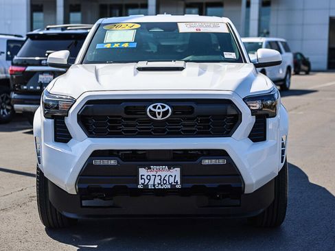 Certified 2024 Toyota Tacoma TRD Sport AWD/4WD image 19