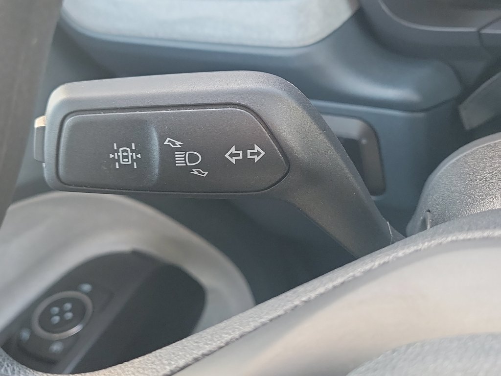 Used 2025 Ford Maverick XLT FWD image 11