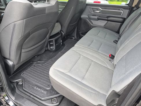 Used 2019 RAM 1500 Big Horn AWD/4WD image 23