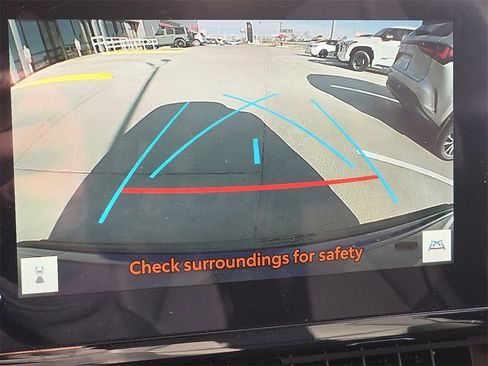 Certified 2024 Toyota Corolla Cross XLE image 21