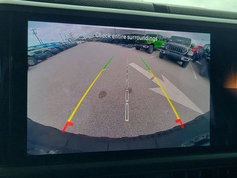 Used 2025 Jeep Wrangler Sport image 23