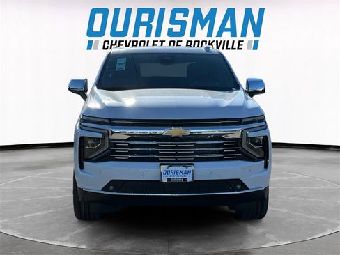 New 2026 Chevrolet Suburban Premier image 8