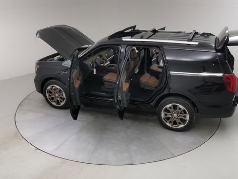New 2025 Ford Expedition King Ranch image 57