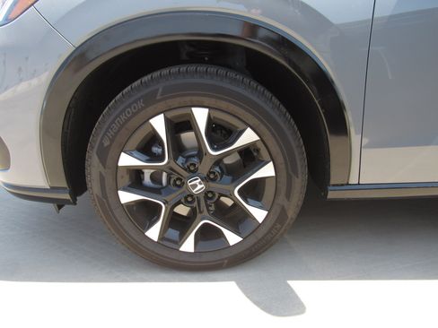 Used 2026 Honda HR-V EX-L image 5