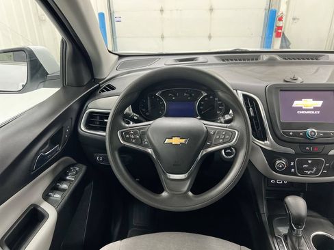 Used 2022 Chevrolet Equinox LT FWD image 11