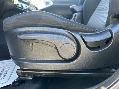 Used 2022 Kia Soul LX image 13