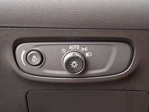 Used 2024 Buick Encore GX Preferred w/ Comfort Package AWD/4WD image 25