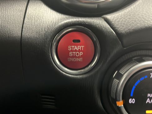 Used 2017 FIAT 124 Spider Abarth RWD image 30