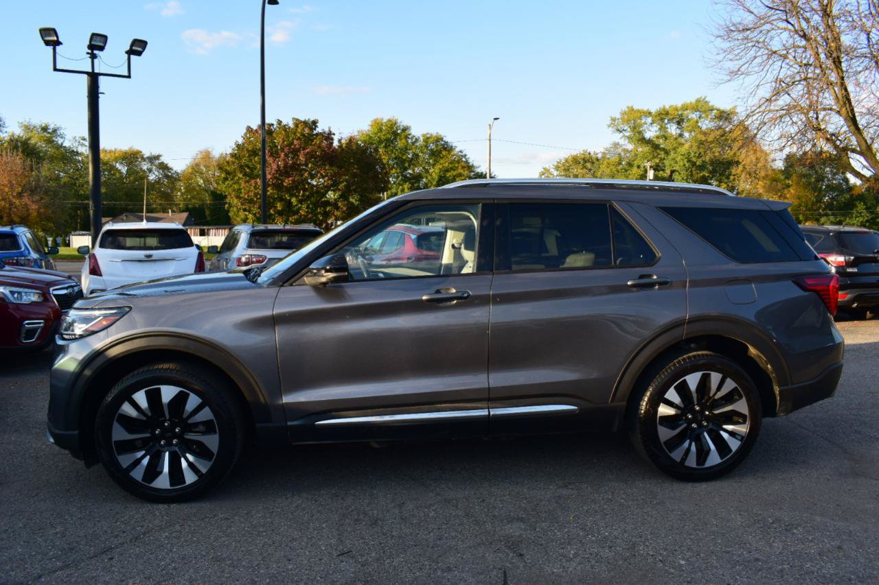 Used 2025 Ford Explorer Platinum w/ LUX Leather Package AWD/4WD image 11