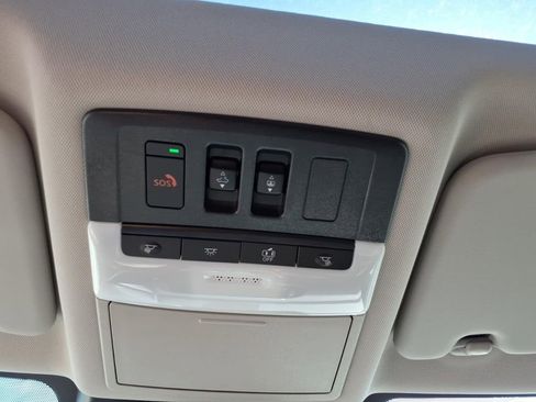 New 2026 Nissan Rogue SV FWD image 25