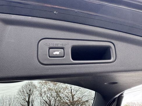 Used 2024 Acura MDX FWD w/ Technology Package image 45