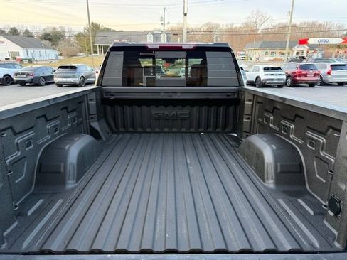 Used 2025 GMC Sierra 1500 Elevation w/ Elevation Premium Package image 12