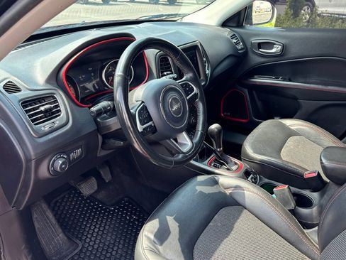 Used 2019 Jeep Compass Trailhawk w/ Cold Weather Group AWD/4WD image 14
