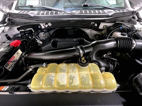 Used 2019 Ford F150 XLT w/ Equipment Group 302A Luxury image 10