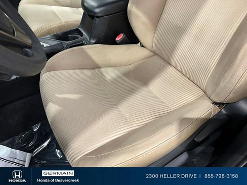Used 2013 Toyota RAV4 XLE AWD/4WD image 19
