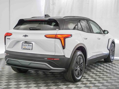 New 2026 Chevrolet Blazer EV LT image 8